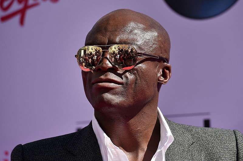 Smutné vysvětlení: Britský zpěvák Seal má na tváři jizvy kvůli autoimunitnímu zánětlivému stavu