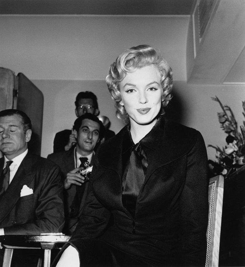 'Dia Akan Membuat Apa-apa Untuk Menyelamatkannya': Marilyn Monroe Dan Frank Sinatra Mempunyai Kisah Cinta Yang Indah Tetapi Tragis