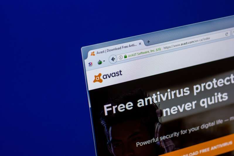 Antivirus kan være ganske irriterende. Hvordan stoppe Avast e-postsignatur? Hjemmeside for Avast antivirus på PC-skjermen