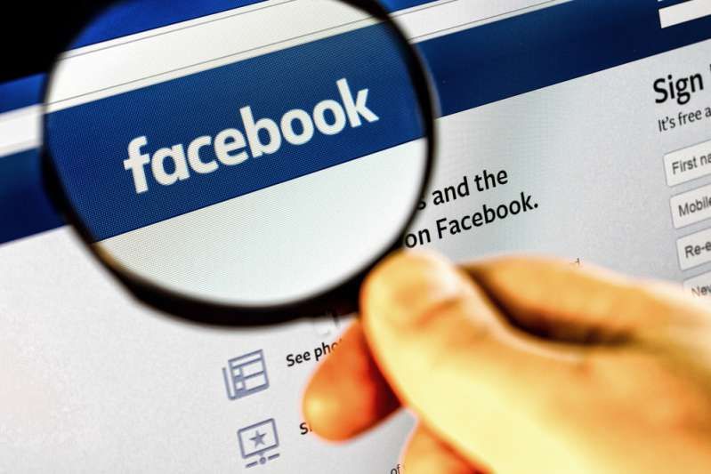 Żenująca historia? Usuń swoje wiadomości z Facebooka od razu za pomocą rozszerzeń przeglądarki