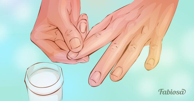 6 enkle og effektive hjemmemedicin til gule negle: Citronsaft og mere