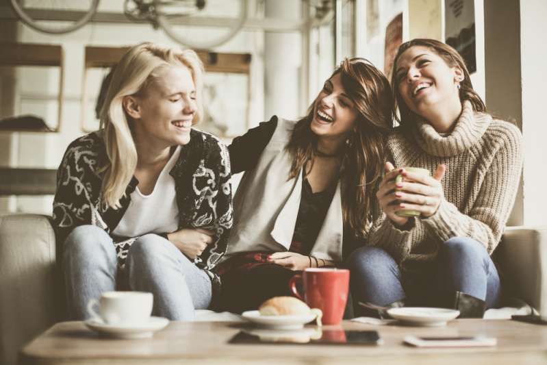 Møte med dine nærmeste venner: Hvordan kaste en Get Together-fest