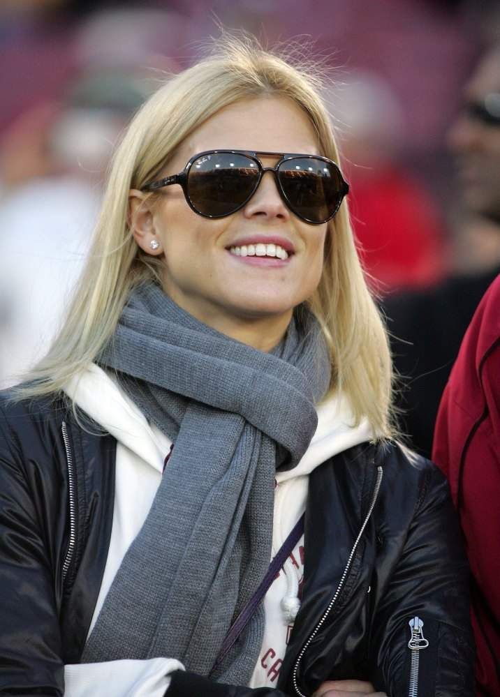 Tigro Woodso buvusi žmona Elin yra įsimylėjusi NFL žvaigždę Jordaną Cameroną ir jie netgi pasveikino vaiką