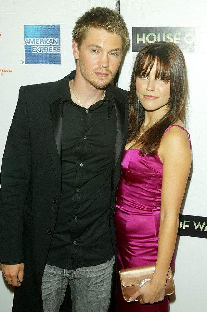 Després d'un tumultuós amor amb Sophia Bush, Chad Michael Murray es va casar amb la seva co-estrella Sarah Roemer