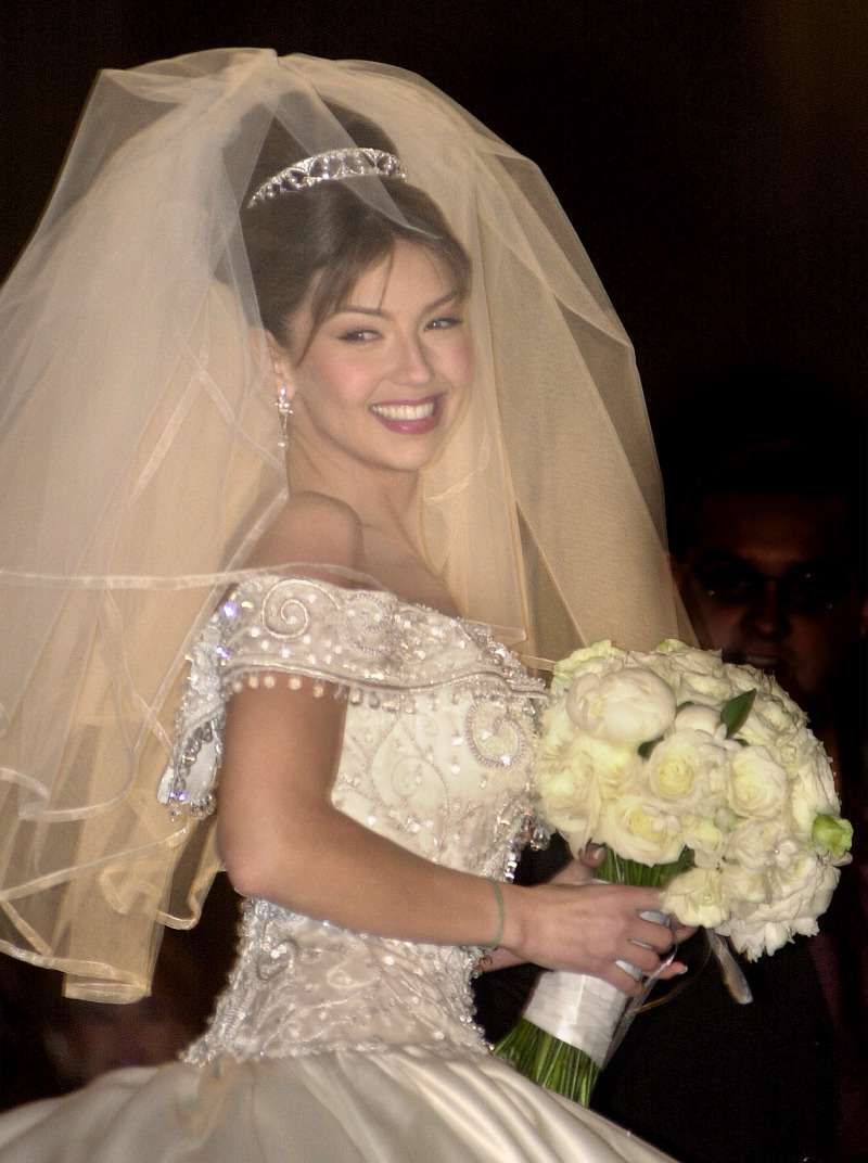 Detalls sobre el vestit de núvia de Thalia i Tommy Mottola van sortir a la llum gairebé 20 anys després de l’esdeveniment