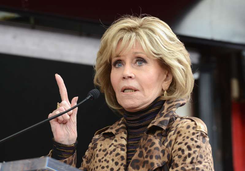 Jane Fonda statečně hovoří o svých let trvajících bitvách s bulimií: „Je to nemoc popření“