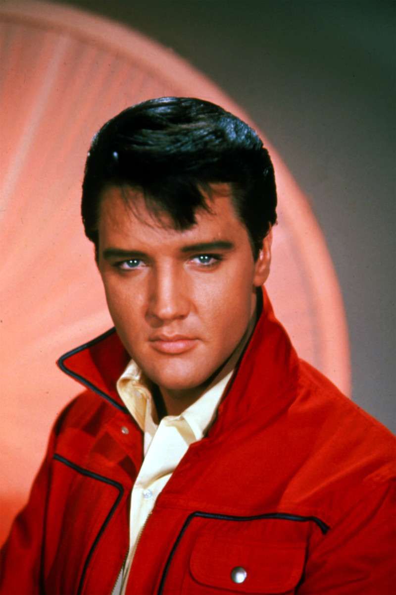 Veritat oculta sobre la complicada relació d'Elvis Presley amb la seva mare que estava sobreprotectora d'ell