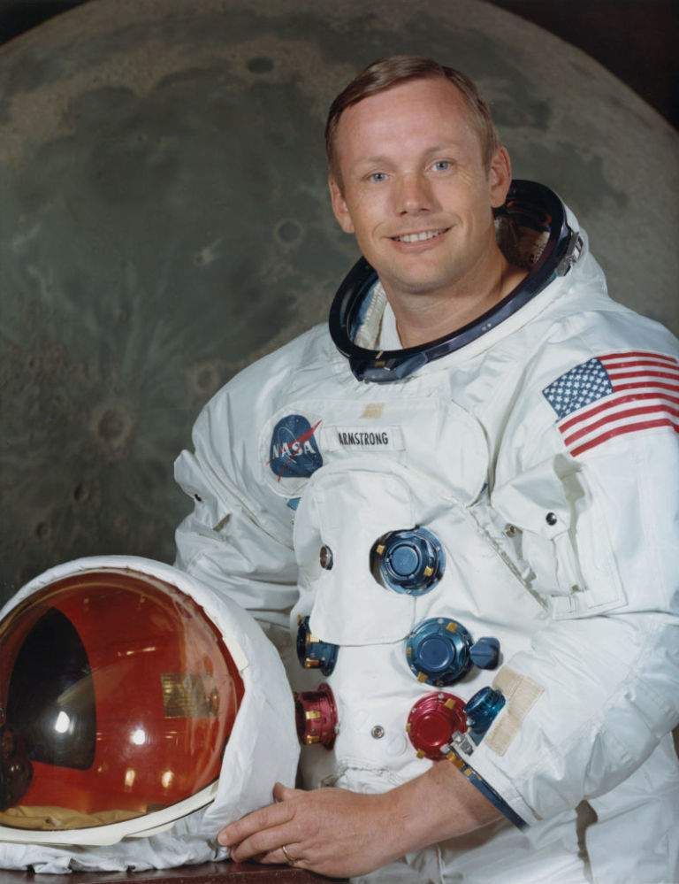 Dins del primer matrimoni de Neil Armstrong amb Janet i de quina manera la seva missió va provocar que la parella es separés