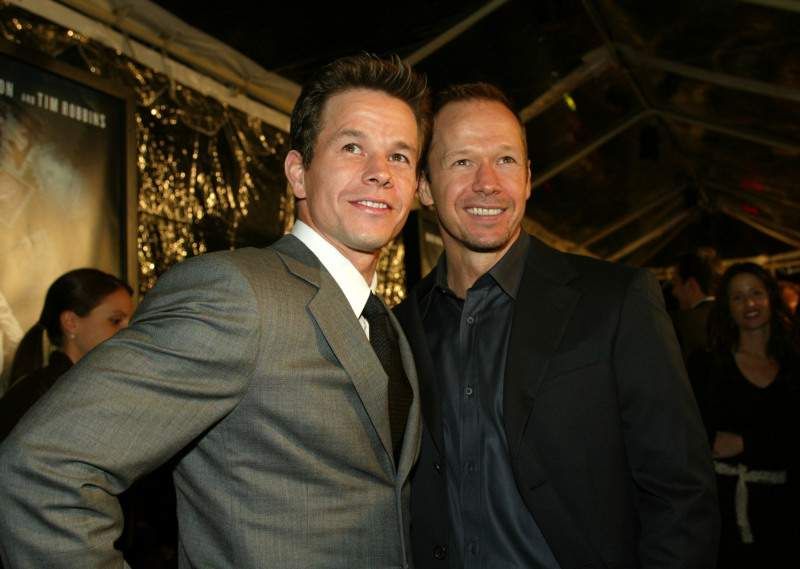 Robert 'Bob' Wahlberg: Coses que cal saber sobre el germà semblant de Mark i Donnie Wahlberg