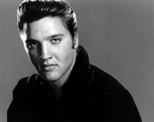 Salinan Karbon Elvis Presley: Cucunya, Benjamin Keough, Sepertinya Raja Rock And Roll
